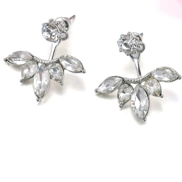 |1 LEFT| 🎀3/$22🎀 Double-sided Crystal Earrings - Picture 2 of 3